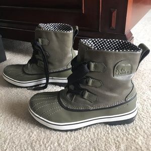 Sorel waterproof boots